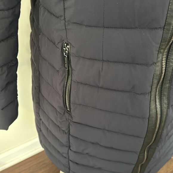 Michael Kors Navy & Black Packable Puffer Coat L - Picture 3 of 8